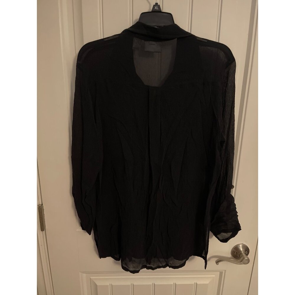 Chico’s DESIGN Button up, long sleeve sheer 100% silk top‎ size one